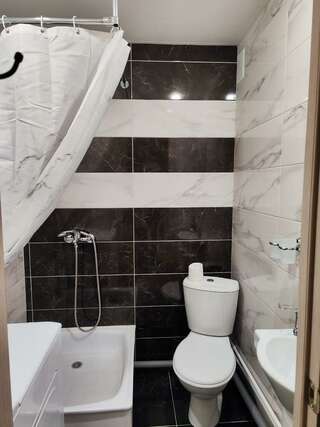 Гостиница Дворик Мурманск Семейный номер-3