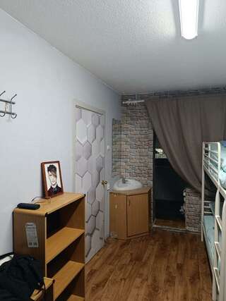 Гостиница Дворик Мурманск Семейный номер-4