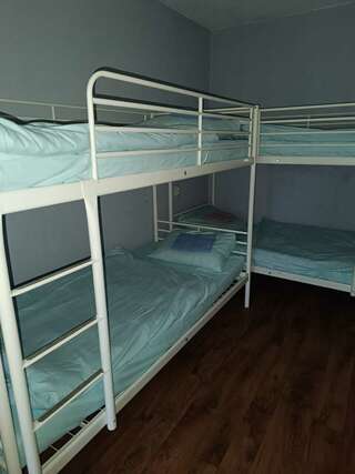 Гостиница Дворик Мурманск Семейный номер-12